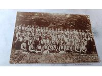 Снимка Ученички със своите учители в парка 1906