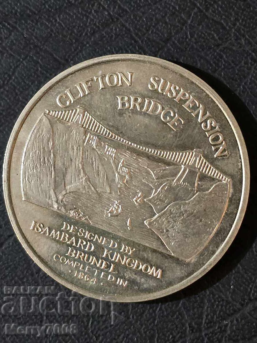 Колекционерска монета, посветена на Clifton Suspension Bridg