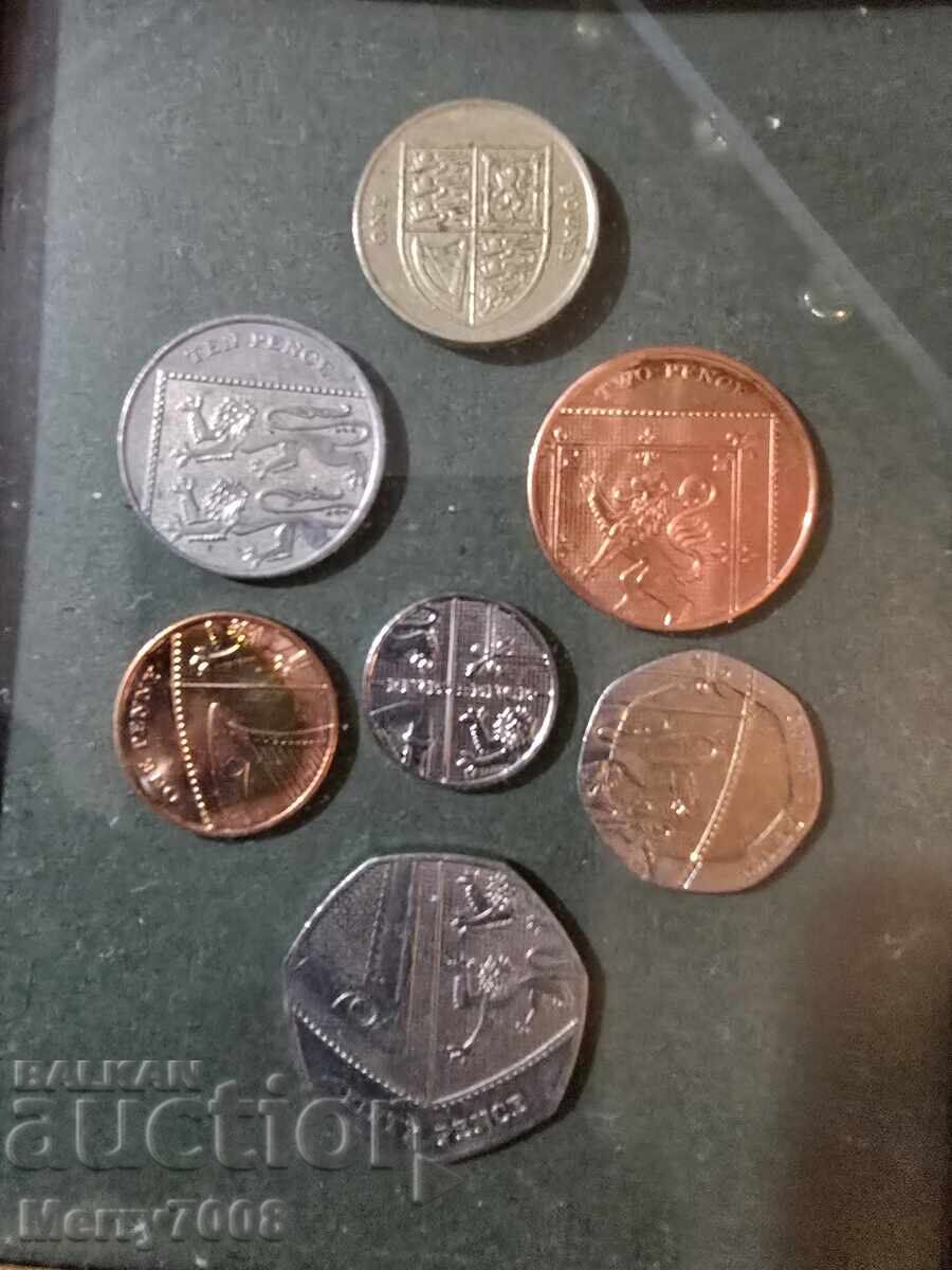 Това е колекционерски комплект от британски монети !