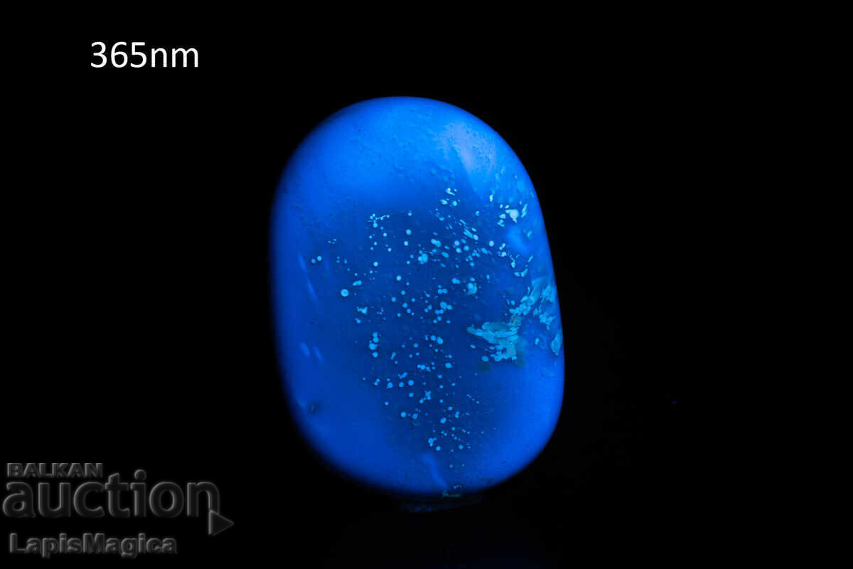 Μπλε κεχριμπάρι από την Ινδονησία 45.5ct γυαλισμένο