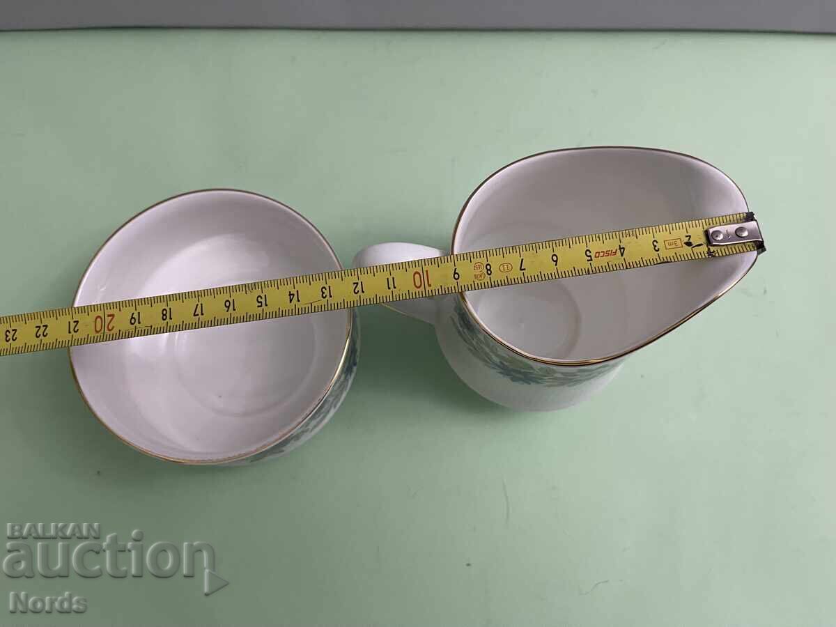 Παράδοση Αγγλική πορσελάνη παρτίδα