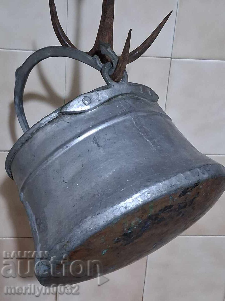 Παλιά χάλκινη καρδάρα καζάνι χάλκινο καζάνι χάλκινο σκεύος με τιμή € 39.78 | 77.80 BGN