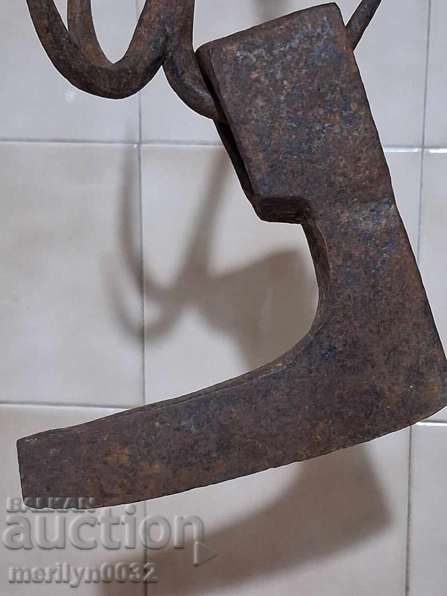 Licitație Secure vechi, secure, lama sabie fier forjat