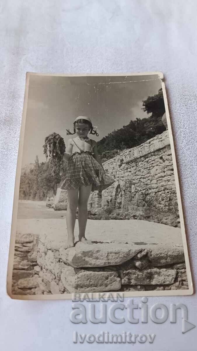 Fotografie fetiță lângă mare