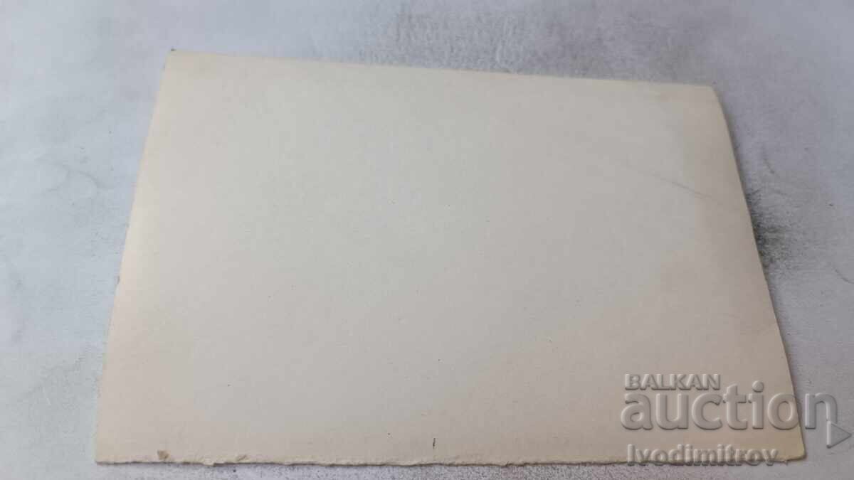 Φωτογραφία Αγόρι στην παραλία με τιμή € 0.87 | 1.70 BGN