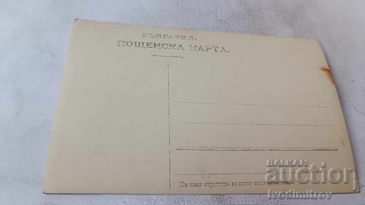 Φωτογραφία: Τέσσερις αξιωματικοί εξετάζουν χάρτη του μετώπου, Α' ΠΠ με τιμή € 4.38 | 8.57 BGN