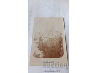 Снимка Офицери и войници в окоп на фронта П С В