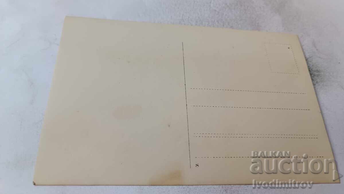 Fotografie ofițer într-o tranșee pe front în Primul Război Mondial cu preț € 3.38 | 6.61 BGN