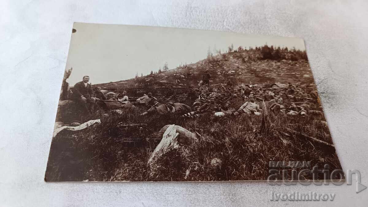 Fotografie Ofițeri și soldați pe front P M C