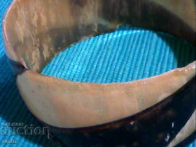 Brățări frumoase din os cu preț € 10.00 | 19.56 BGN