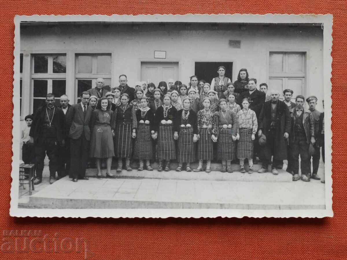 Παραδοσιακές Φορεσιές Παφτι-Λάτζανε