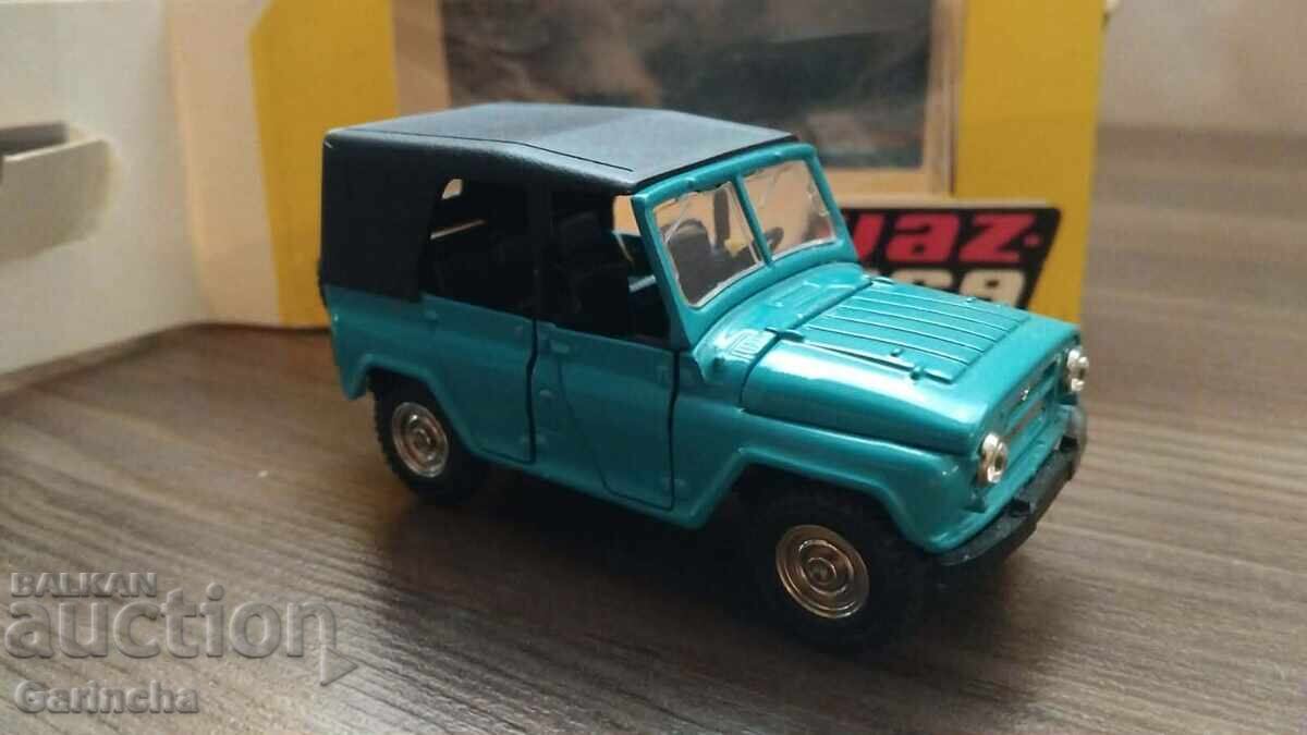 UAZ 469 1/43 URSS SSSR A34 cu preț € 90.00 | 176.03 BGN