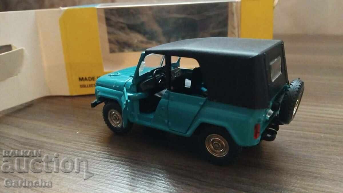 Delivery of UAZ 469 1/43 USSR USSR A34