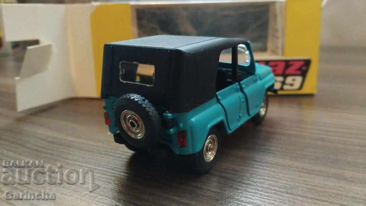 UAZ 469 1/43 URSS SSSR A34 - 5