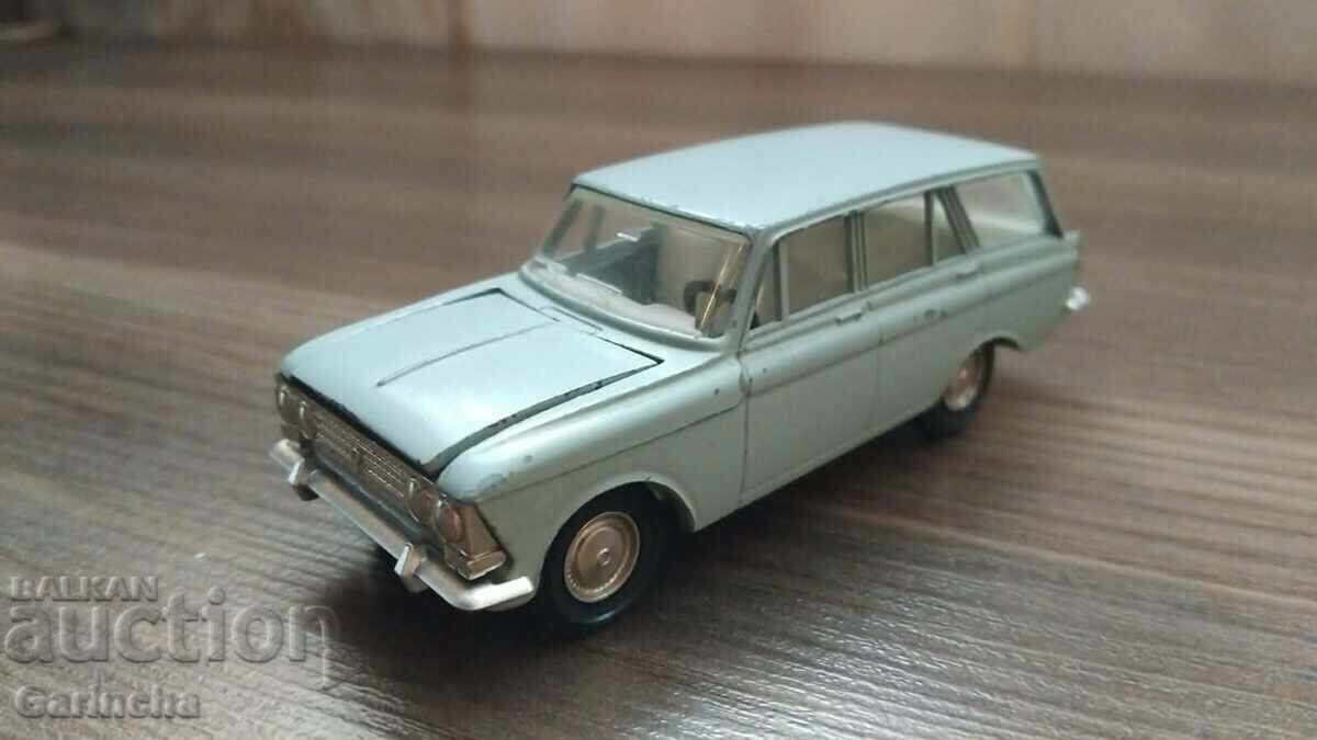 Moskvich 426 URSS 1/43 A3
