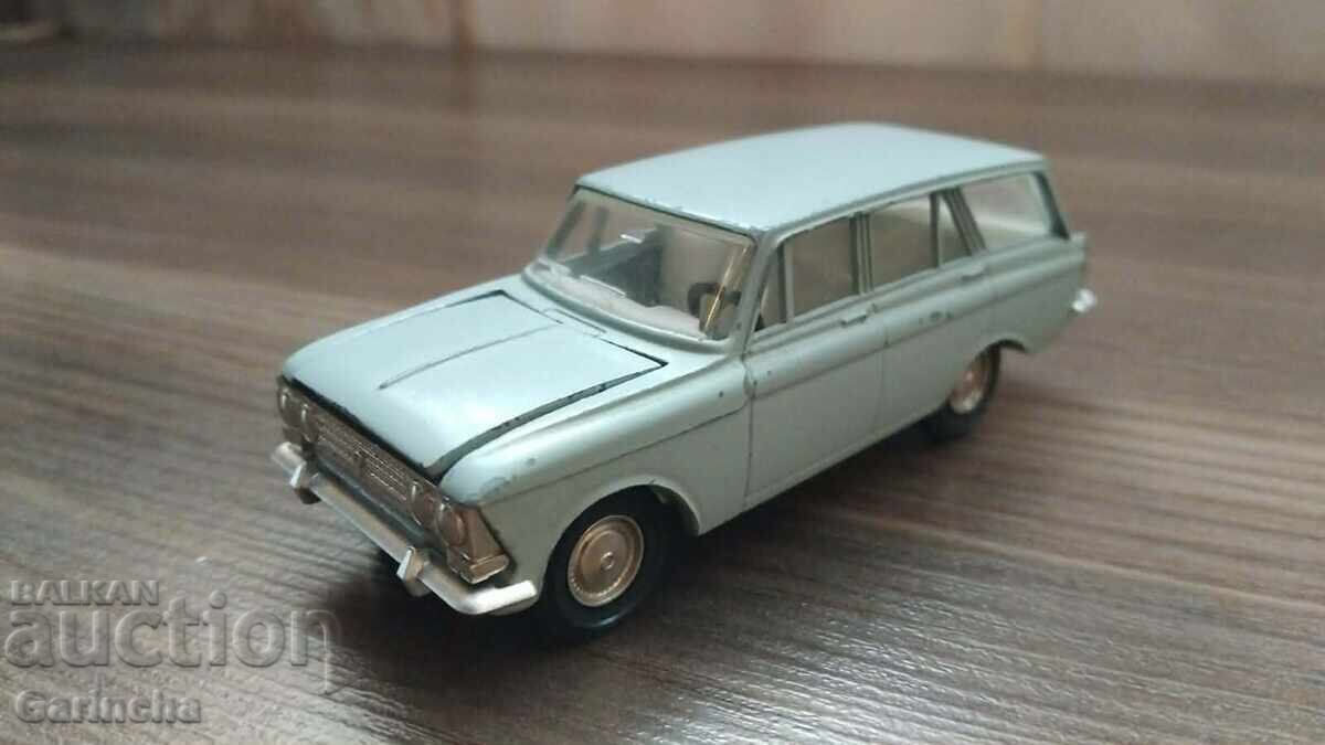 Moskvich 426 URSS 1/43 A3 Moskvich 426 URSS 1/43 A3