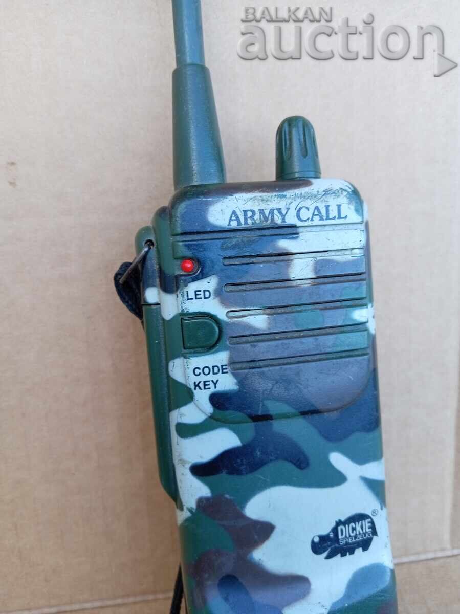 Stație radio militară tip walkie-talkie Bundeswehr RFG anii '80 cu preț € 21.00 | 41.07 BGN