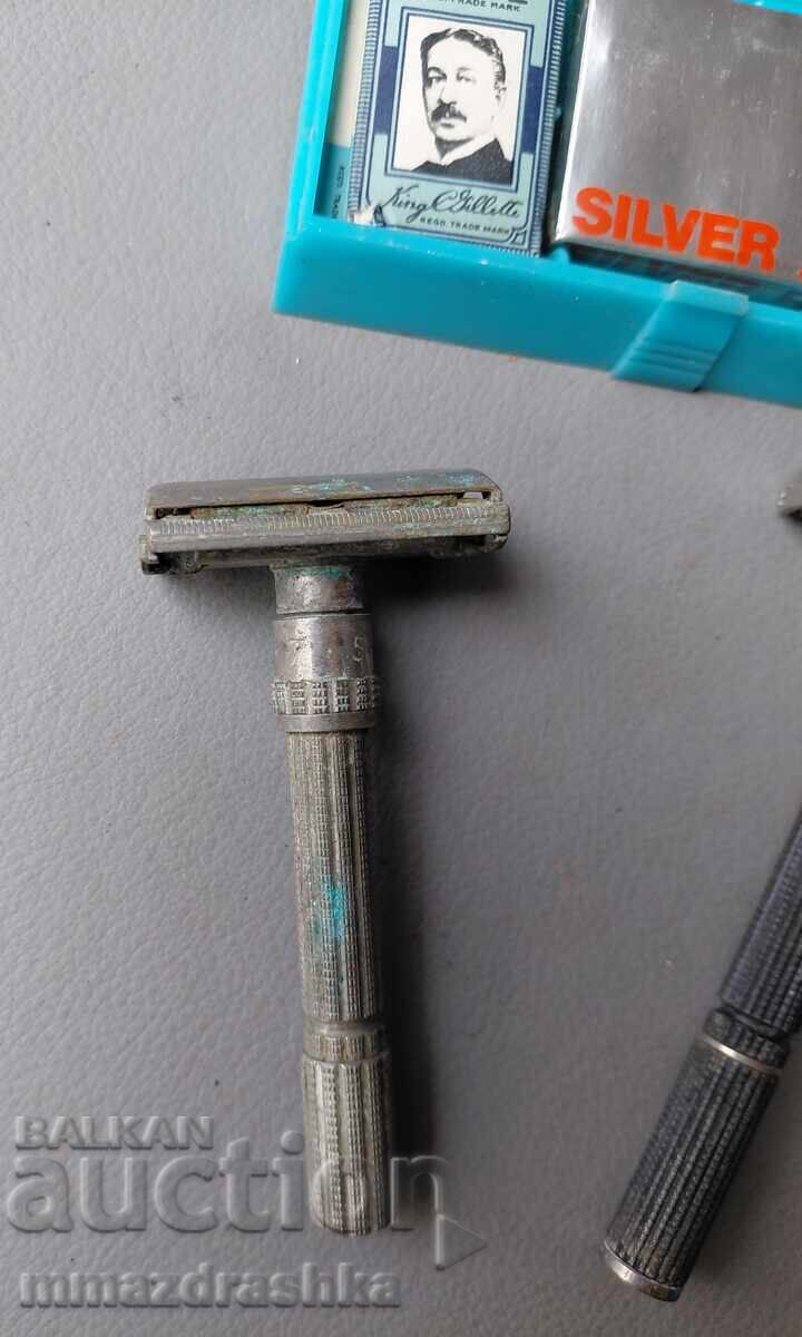 Gillette razors with blades with price € 1.50 | 2.93 BGN