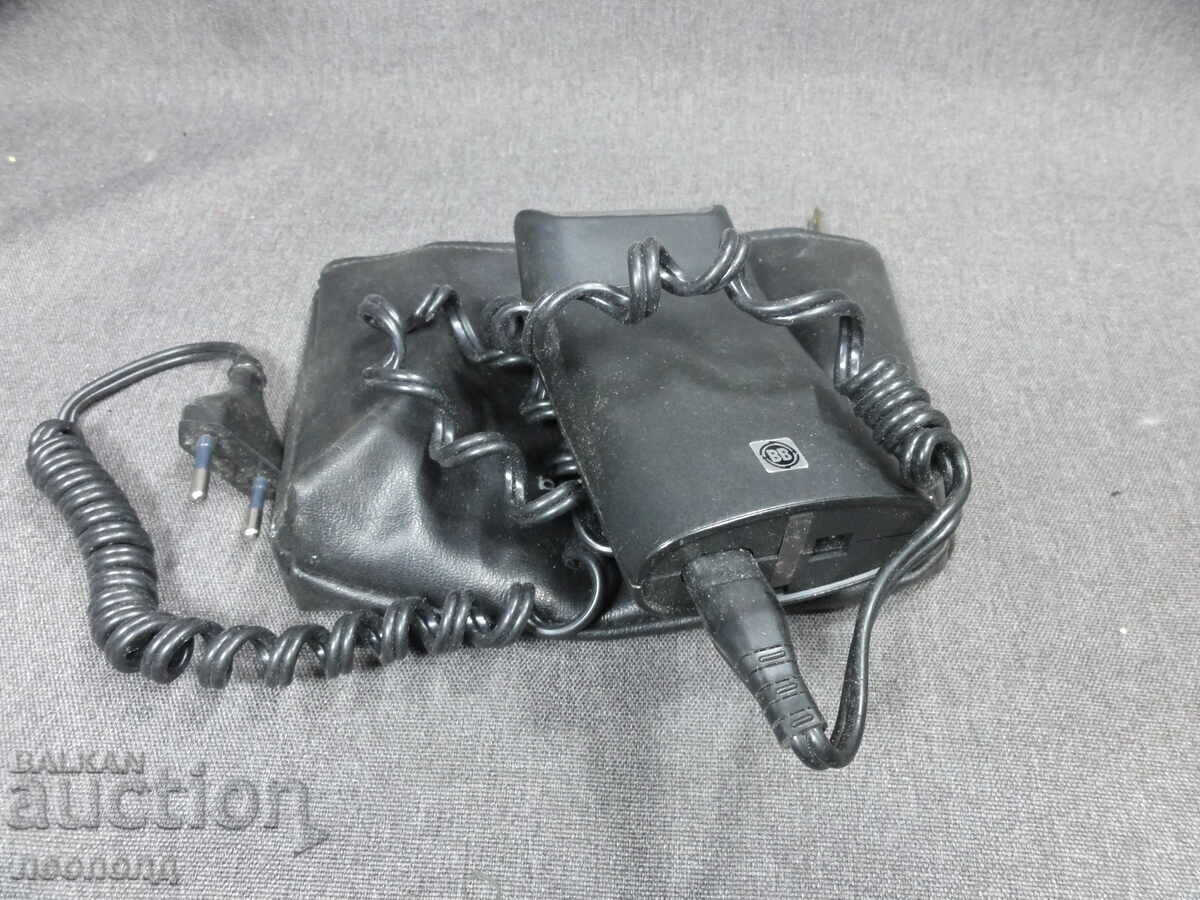 Auction  BZC VINTAGE RETRO ELECTRIC SHAVER BEBO SHER