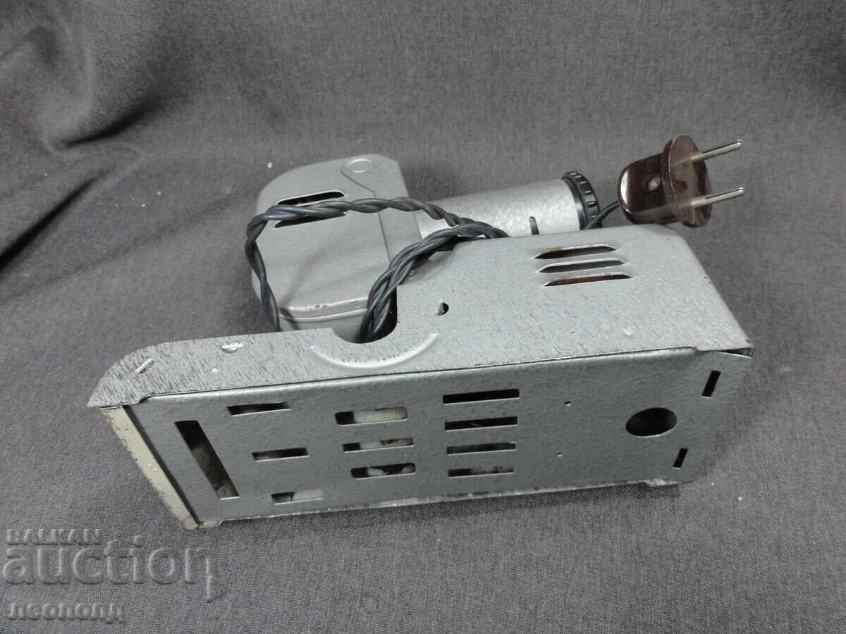 Доставка на БЗЦ СТАР РЕТРО ПРОЖЕКЦИОНЕН АПАРАТ ДИАПРОЕКТОР