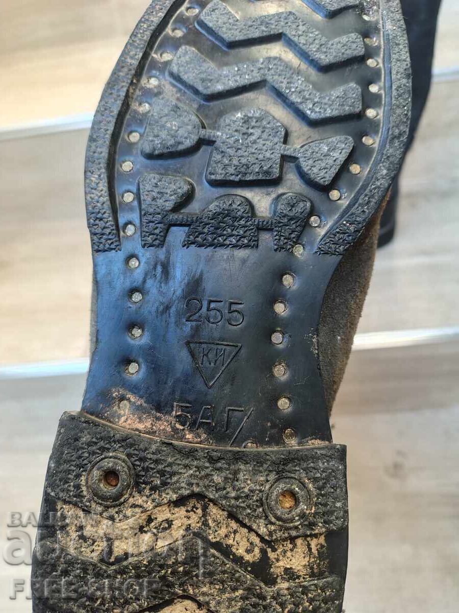 Παλιές Ρωσικές Στρατιωτικές Μπότες - 7