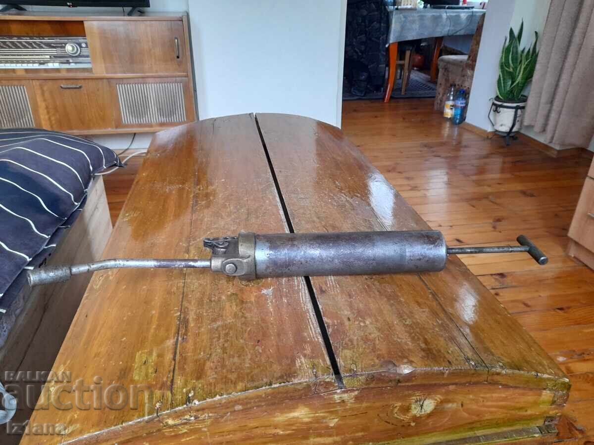 Gresor vechi, Tecalemit