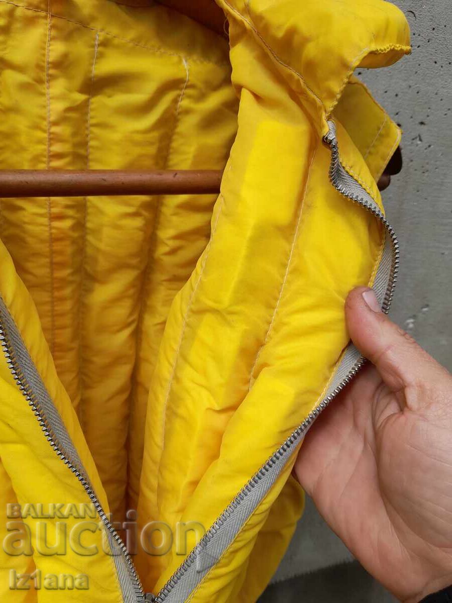 Auction  Old life jacket, electric