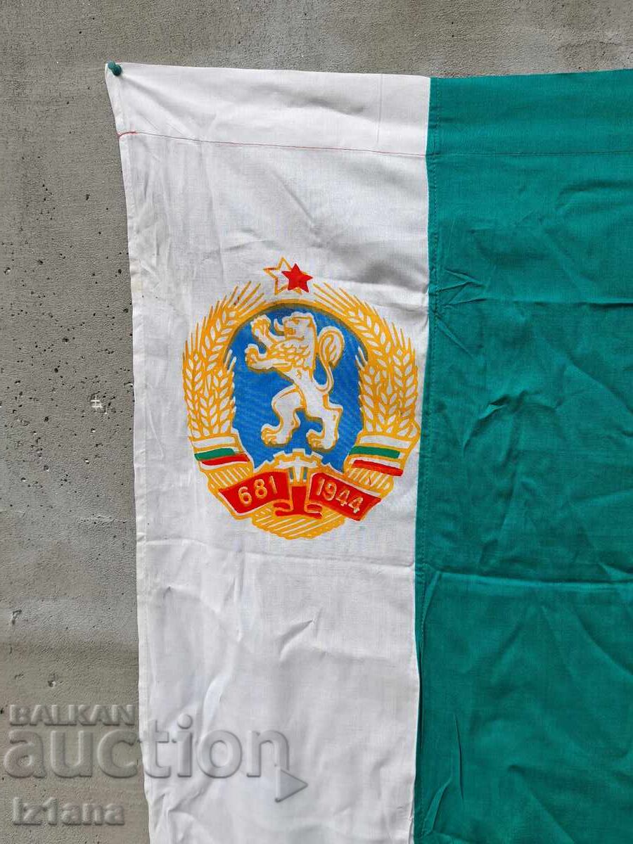 Steagul vechi, steag, banner NRB cu preț € 75.00 | 146.69 BGN