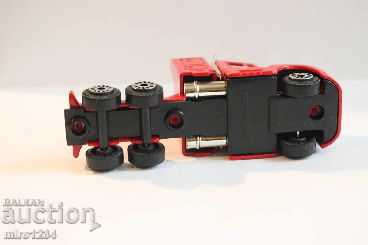 CAMION CAP TRACTOR COCA COLA MACK SCARA 1/87 MODEL JUCĂRIE - 6