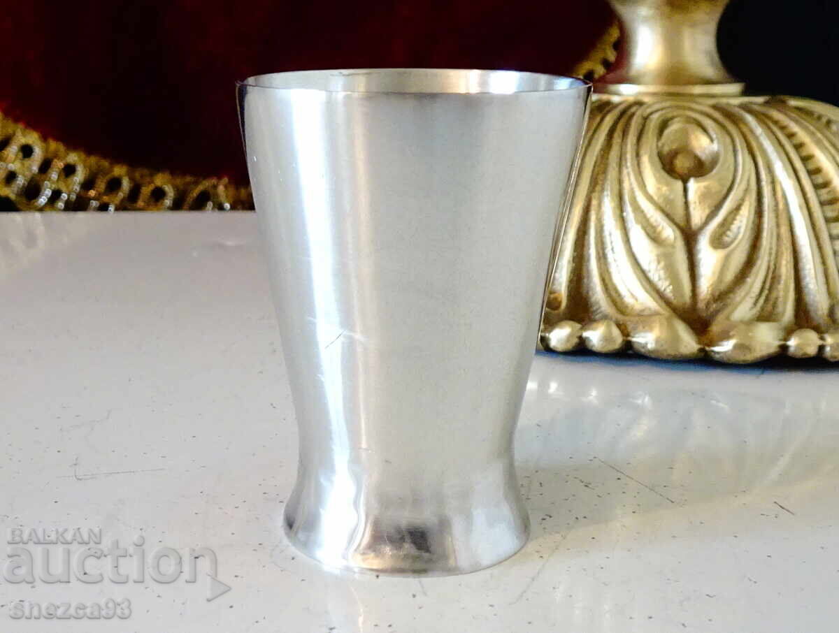 Доставка на Калаена чаша за ракия,орел,рицар,пушки.