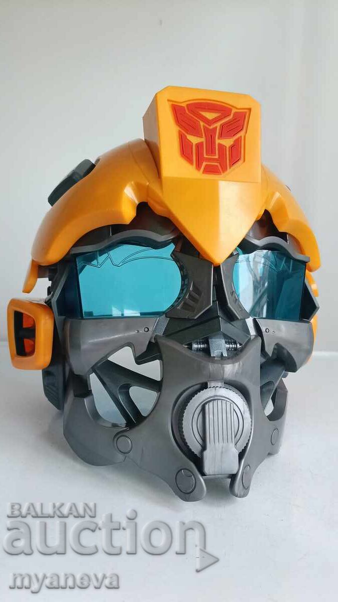 Transformers, κράνος του ήρωα Bumblebee