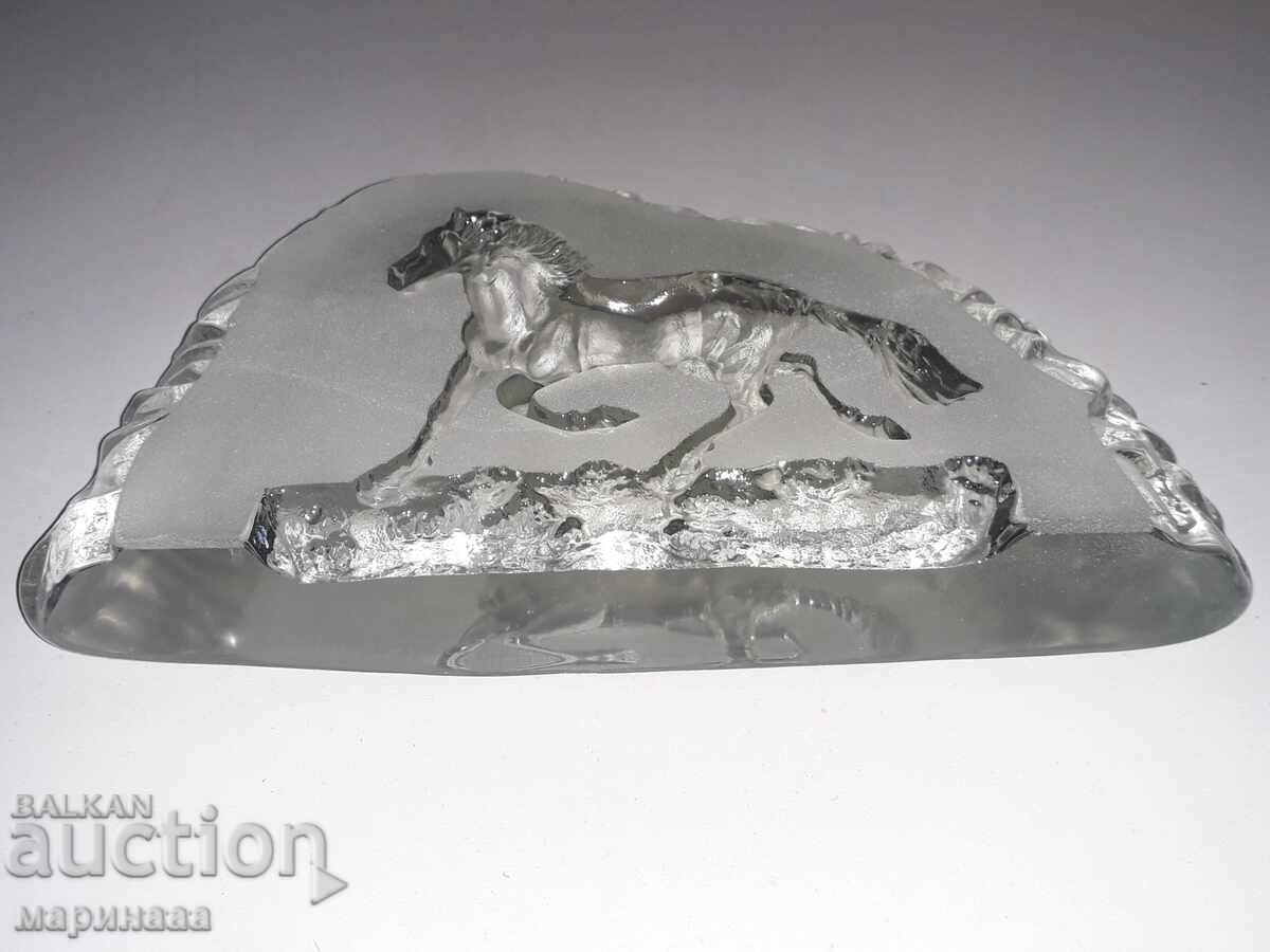 Δημοπρασία ΜΕΓΑΛΟ ΒΑΡΙΔΙ ΧΑΡΤΙΟΥ. 1,653 ΚΙΛΑ. ΣΟΥΗΔΙΑ