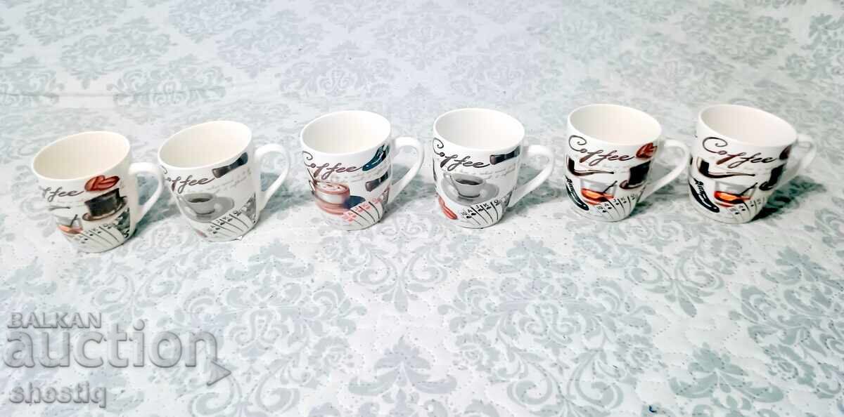 Set Elegant de Cești Retro pentru Cafea „Muzică și Tradiție”