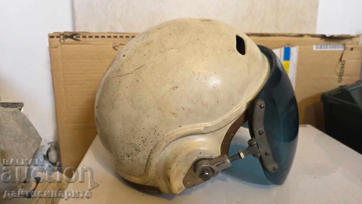 Cască moto veche - CAT - Miliția Populară cu preț € 80.00 | 156.47 BGN