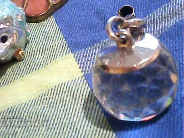 beautiful crystal pendants 15g with price € 8.00 | 15.65 BGN