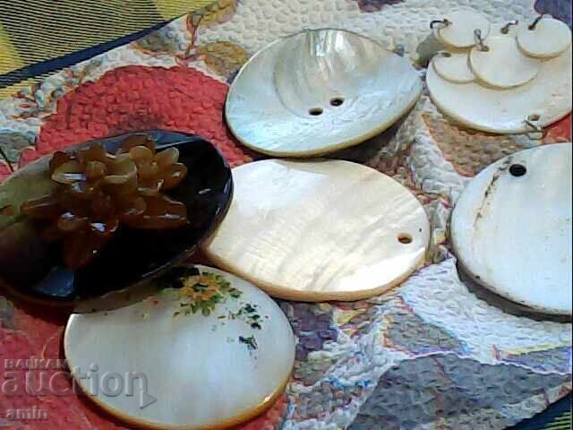 Vesulki de la Sadev ,,,,,,,,,, cu preț € 5.00 | 9.78 BGN