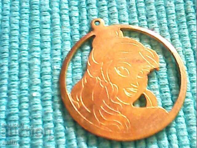 Gold-plated cameo pendants gold-plated with price € 3.00 | 5.87 BGN