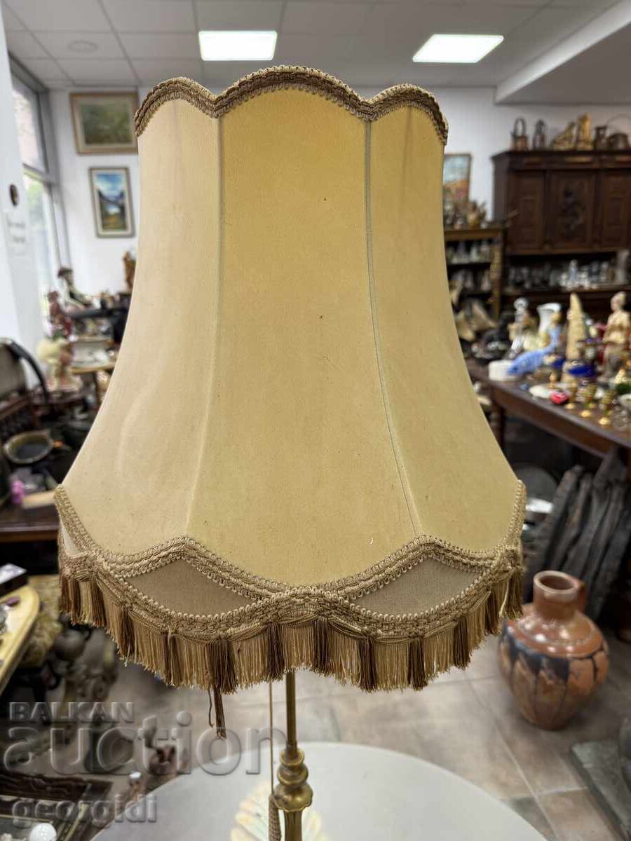 Licitație Lampă vintage clasică din bronz. Nr. 8131
