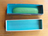 Детска устна хармоника. Надпис: COBOLD. Кутия: OLIMPIA.