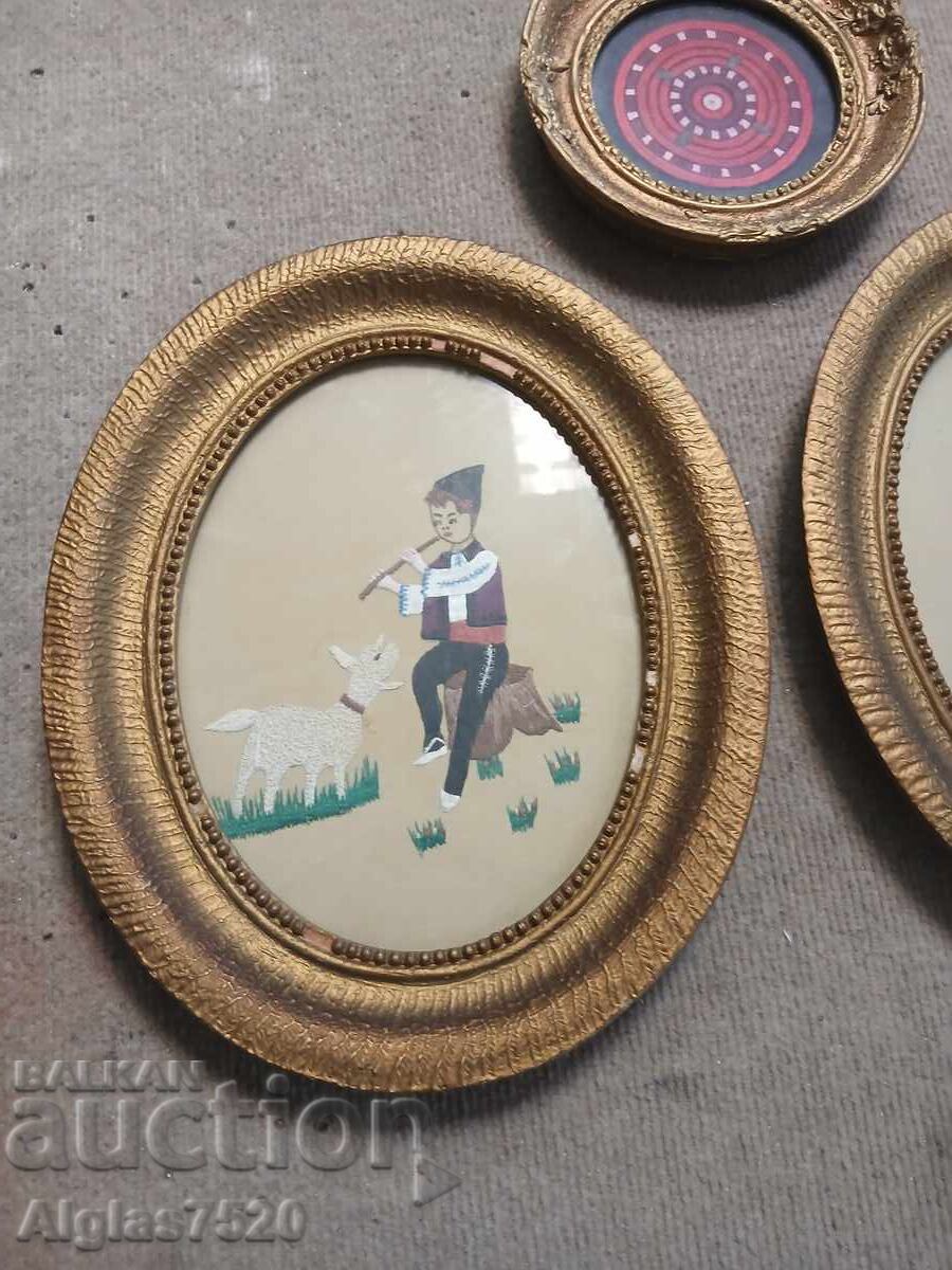 Лот шивици, гоблени или нещо подобно с цена € 10.00 | 19.56 лв.