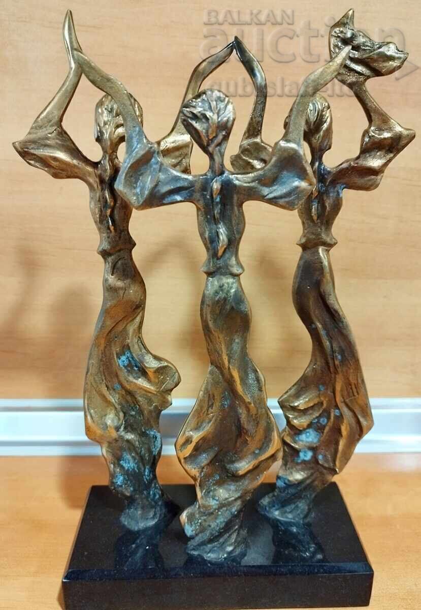 Бронзова пластика "Вяра, Надежда и Любов", Илиян Шарков с цена 900.00 €