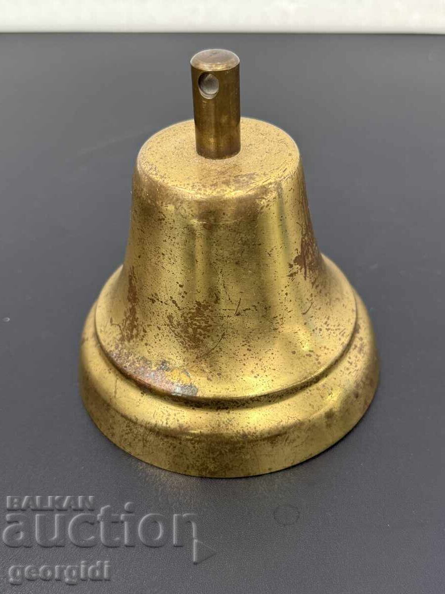 Clopot vechi din alamă / sonerie. Nr. 8116 cu preț € 35.00 | 68.45 BGN