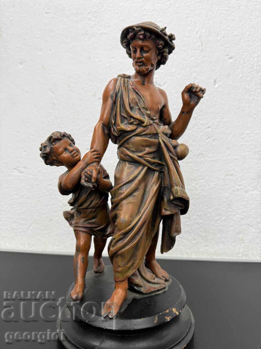 Figurină / sculptură decorativă veche. Nr. 8114 cu preț € 68.00 | 133.00 BGN