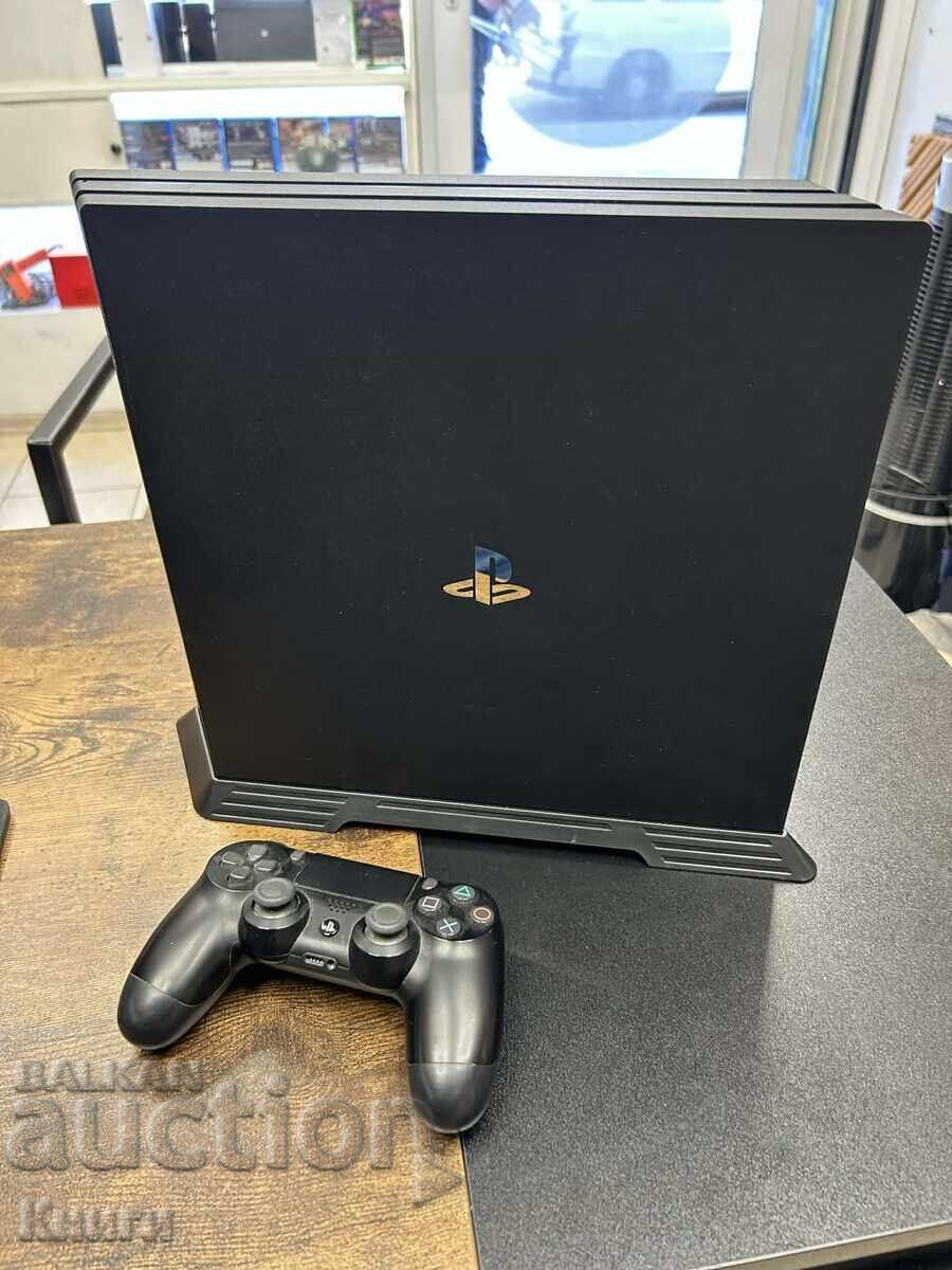 Κονσόλα Sony Playstation 4 Pro 1TB με ένα χειριστήριο και βάση