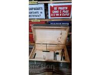 Дървен военен сандък