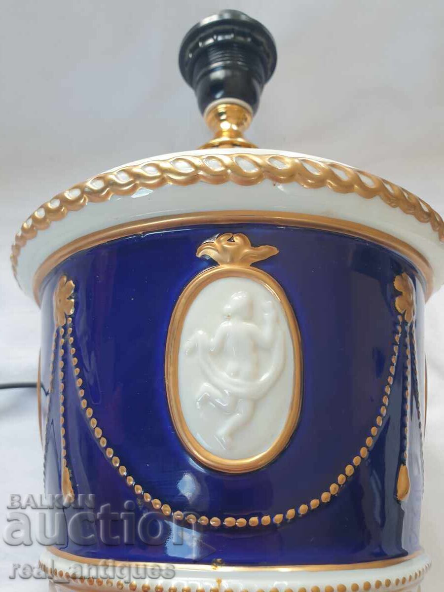 Livrarea Lampa din portelan