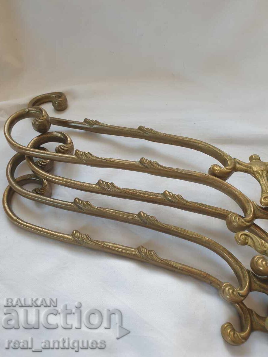 Παλιές μπρούτζινες κρεμάστρες - 7