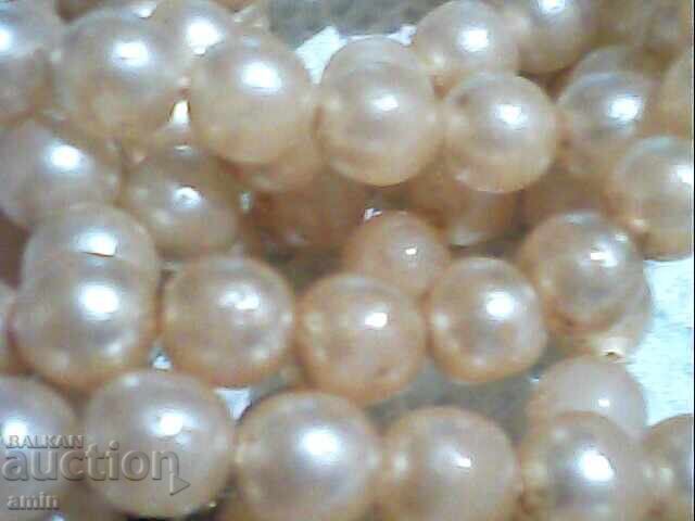 Livrarea Colier vechi cu perle de 6mm