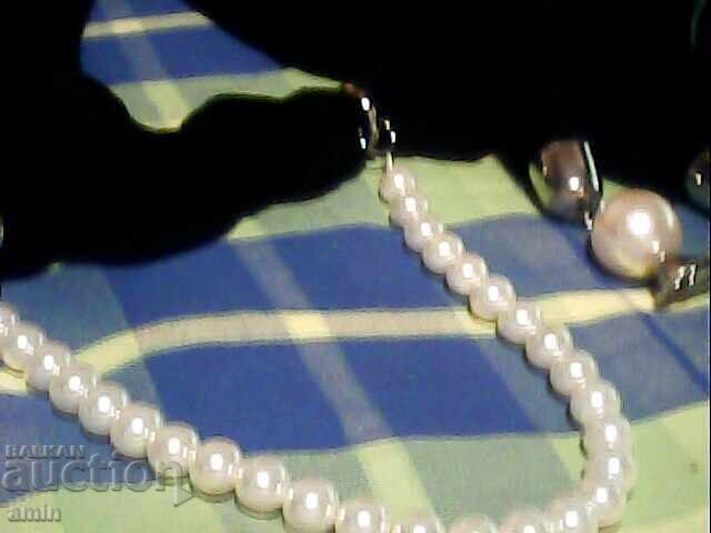 Beautiful necklace of glass pearls 10mm 20mm