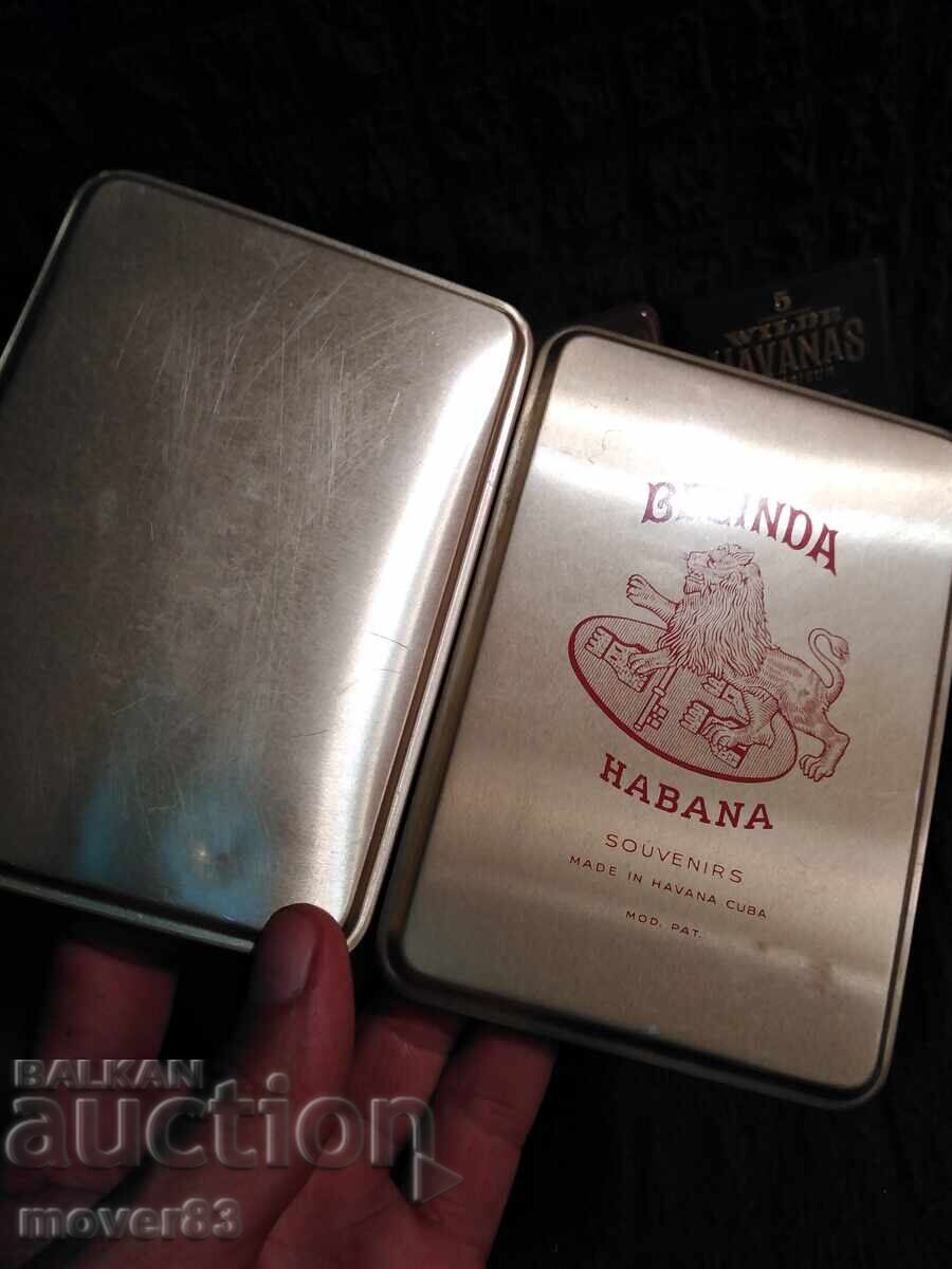 Κουτιά από πούρα. 3 τεμάχια με τιμή € 0.50 | 0.98 BGN